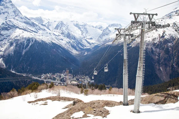 Dombay. Seilbahn — Stockfoto