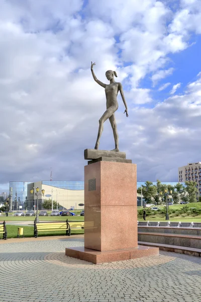 Город Белгород. Скульптура Светланы Хоркиной — стоковое фото