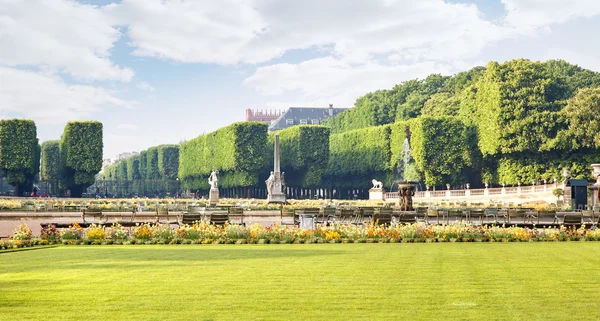 Territory of park of the Luxemburg palace — Stock Photo, Image