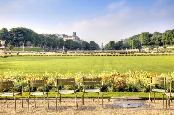 Území parku paláce luxemburg — Stock fotografie