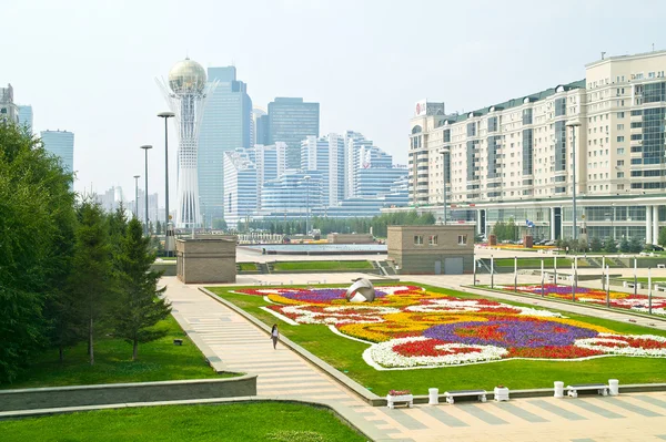 Astana. centrum van stad. nurzhol boulevard — Stockfoto