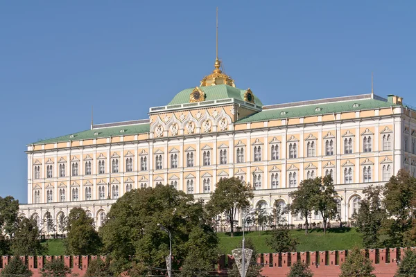 Moscovo. Palácio do Grande Kremlin. Fachada. Residência de desfile de presidir — Fotografia de Stock