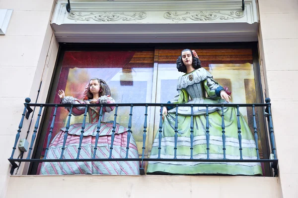 Madrid. Dolls on the balcony — Stock Photo, Image