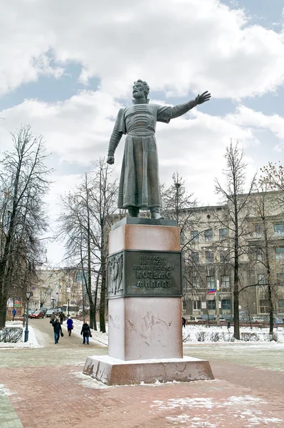 Nischni nowgorod. Skulptur. Denkmal für Kuzma Minin — Stockfoto