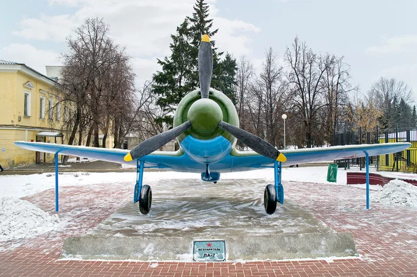 Gamla militära flygplan — Stockfoto