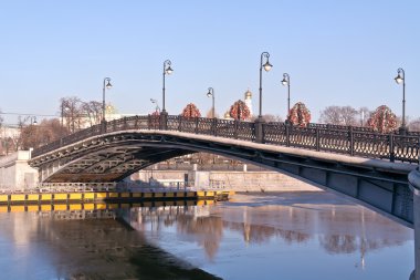 Moskova. Yaralılar bir köprüdür