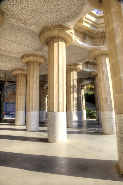 Barcelone. Dans le parc Guell — Photo