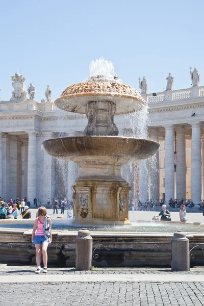 På torget Saint Peter. Vatikanen — Stockfoto