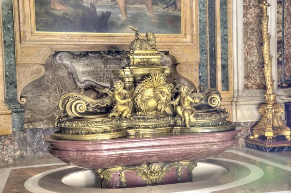 Interior Temple of Saint Peter. Vatican — Stock Photo, Image