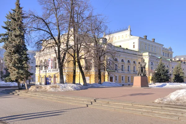Νίζνι Νόβγκοροντ. Ακαδημαϊκό θέατρο δράματος — Φωτογραφία Αρχείου
