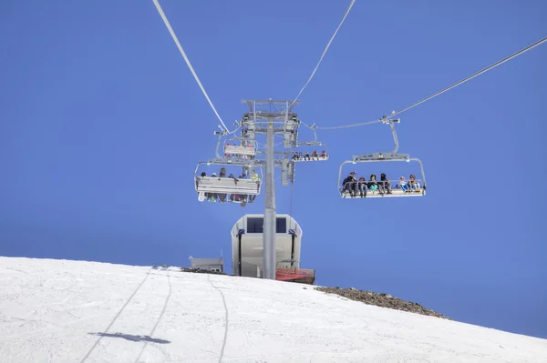 Dombay. Seilbahn — Stockfoto