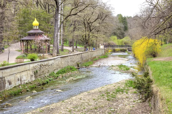 Kislovodsk. River Olhovka — Stockfoto