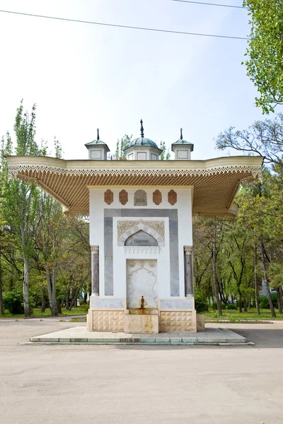 Fountain Aivazovsky in citi Feodosia — Stock Photo, Image