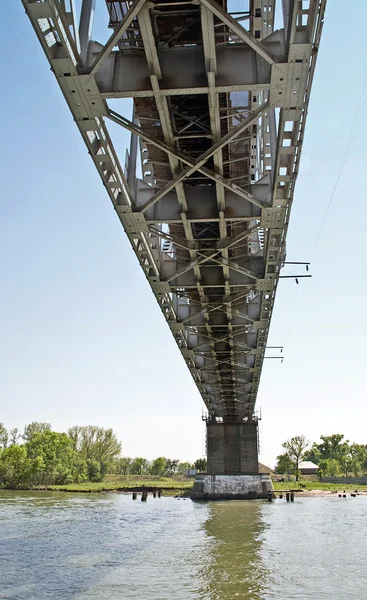 Puente sobre el río Don —  Fotos de Stock