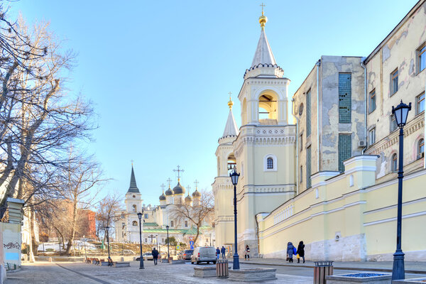 Собор Святого Иоанна Крестителя и церковь князя Влади
