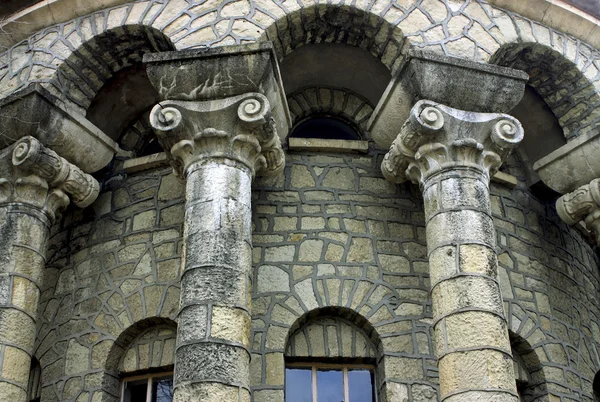 Dolomite column in classical Greek style in Yessentuki — Stock Photo, Image