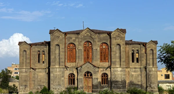 Casa antigua en Echmiadzin. — Foto de Stock