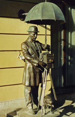 Bir fotoğrafçı heykeli