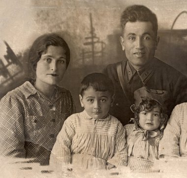 Aile portresi, Caucasus