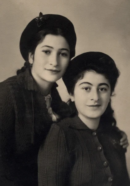 Vintage Armenian sisters. — Stock Photo, Image