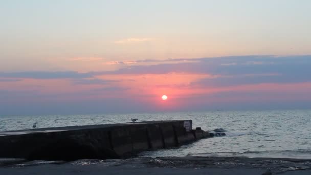 Amanecer en el mar — Vídeos de Stock