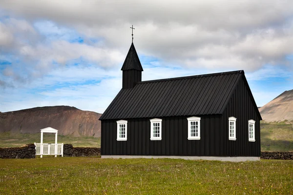 Igreja de madeira preta islandesa — Fotografia de Stock