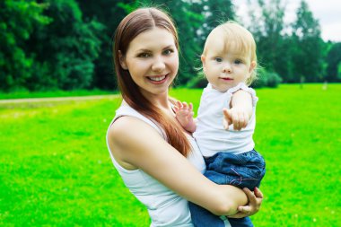 Anne ve bebek açık