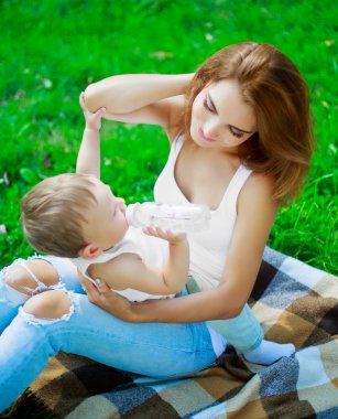 kadın ve bebeği