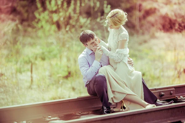 Couple on the railway — Stock Photo, Image
