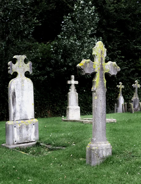 Старий кладовищі — стокове фото