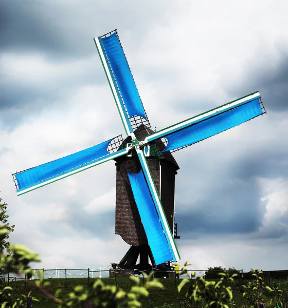 Alte belgische Windmühle — Stockfoto