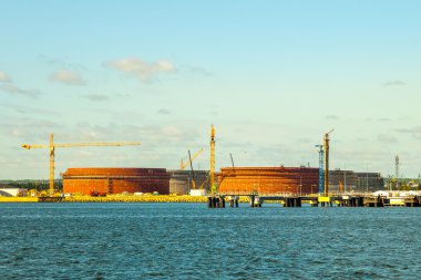 Petrol depolama tankları