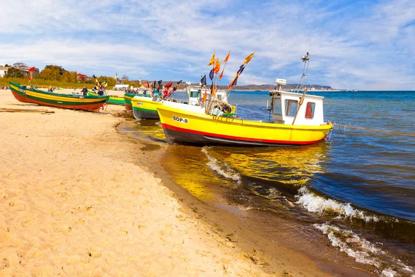 Łodzie na plaży — Zdjęcie stockowe