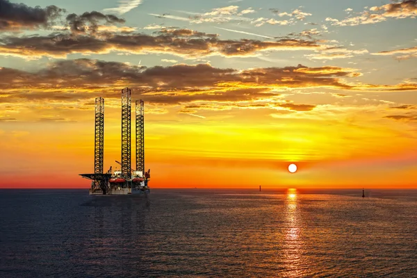 Piattaforma petrolifera — Foto Stock