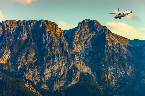 헬리콥터 구조 — 스톡 사진