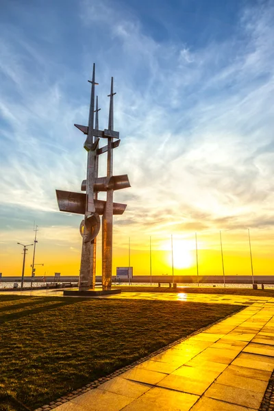 Monumento Tre alberi all'alba — Foto Stock