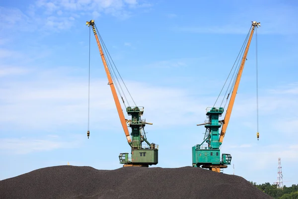 Almacenamiento de carbón — Foto de Stock