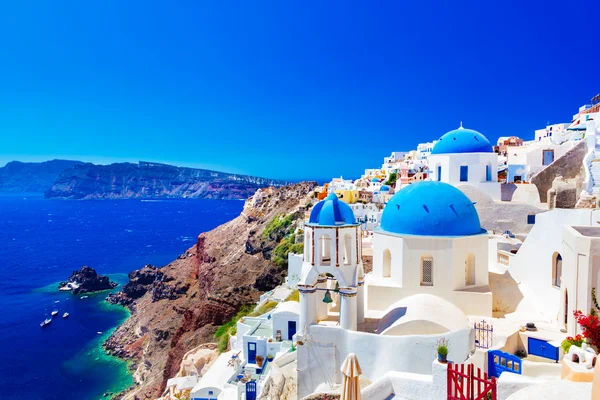 Oia ciudad en la isla de Santorini — Foto de Stock