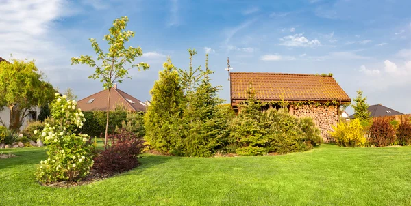 Backyard of a family house — Stock Photo, Image