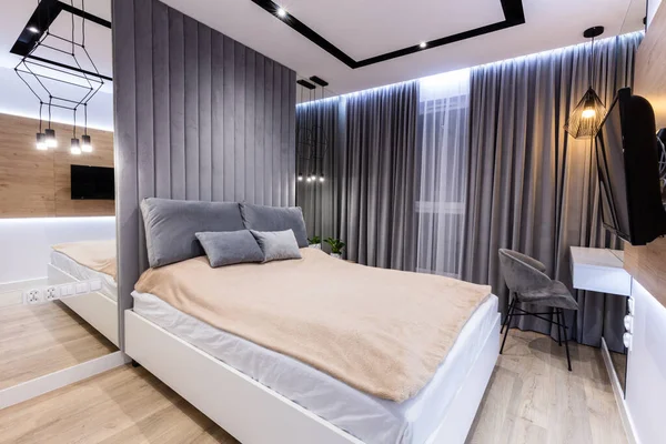 Chambre Moderne Avec Lit Confortable Studio Design Intérieur — Photo