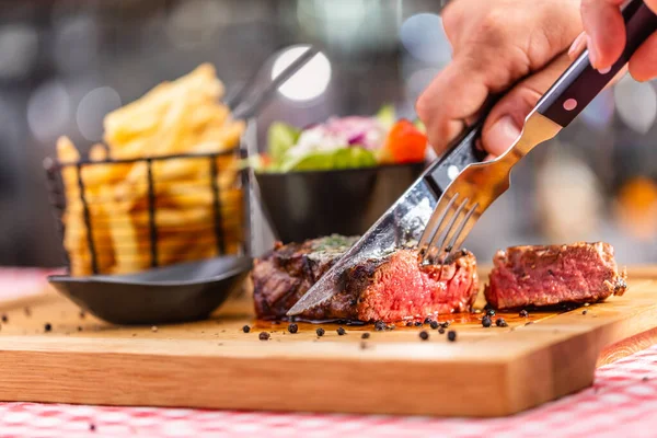 Beef Steak Cut Knife American Restaurant — Stock Photo, Image
