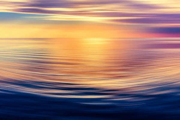 Αφηρημένη Θάλασσα Στο Φόντο Ηλιοβασίλεμα Καλλιτεχνική Κίνηση Θόλωση — Φωτογραφία Αρχείου