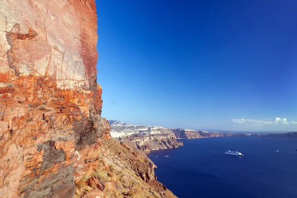 Acantilado y rocas volcánicas de Santorini — Foto de Stock