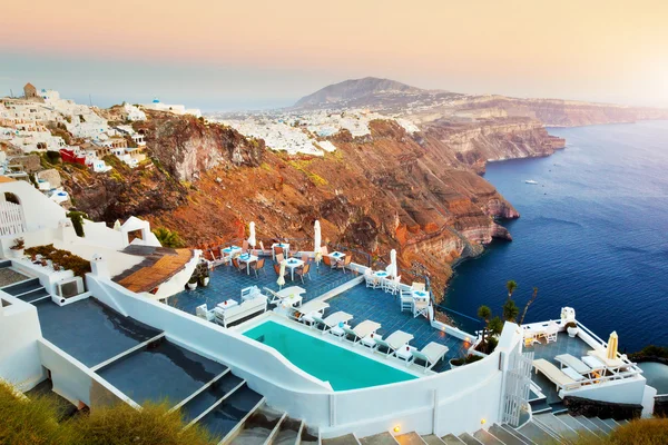 Fira, capital da ilha de Santorini — Fotografia de Stock