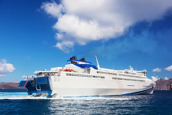 Moderne cruiseschip — Stockfoto