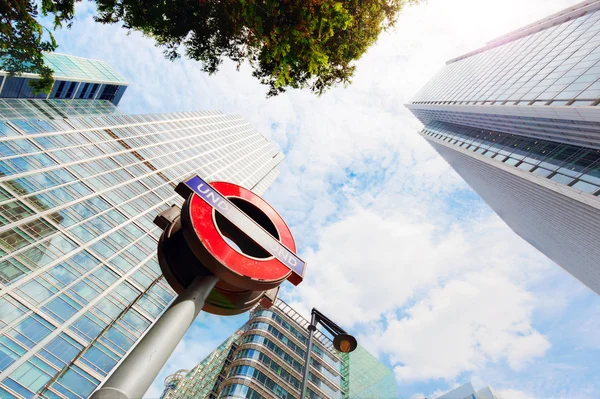 Cartel subterráneo en Canary Wharf — Foto de Stock