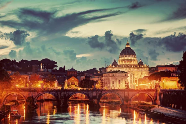 Basílica de San Pedro, Ciudad del Vaticano . —  Fotos de Stock