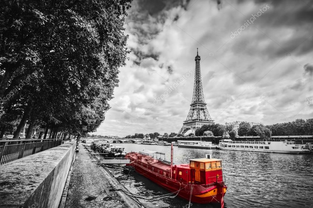 https://st2.depositphotos.com/1004061/9294/i/950/depositphotos_92946762-stock-photo-eiffel-tower-over-seine-river.jpg