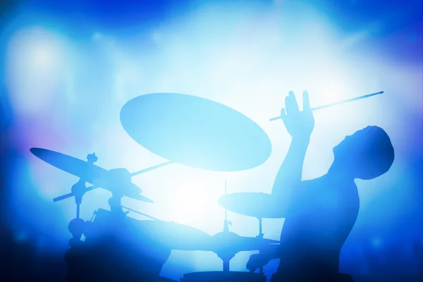 Drummer playing on drum — Stock Photo, Image