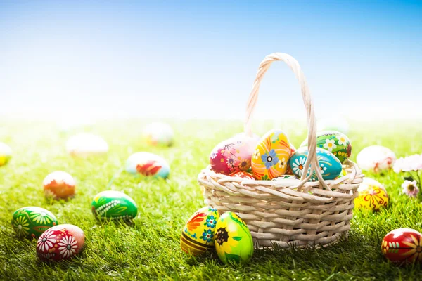 Benzersiz el boyalı Paskalya yumurtaları — Stok fotoğraf